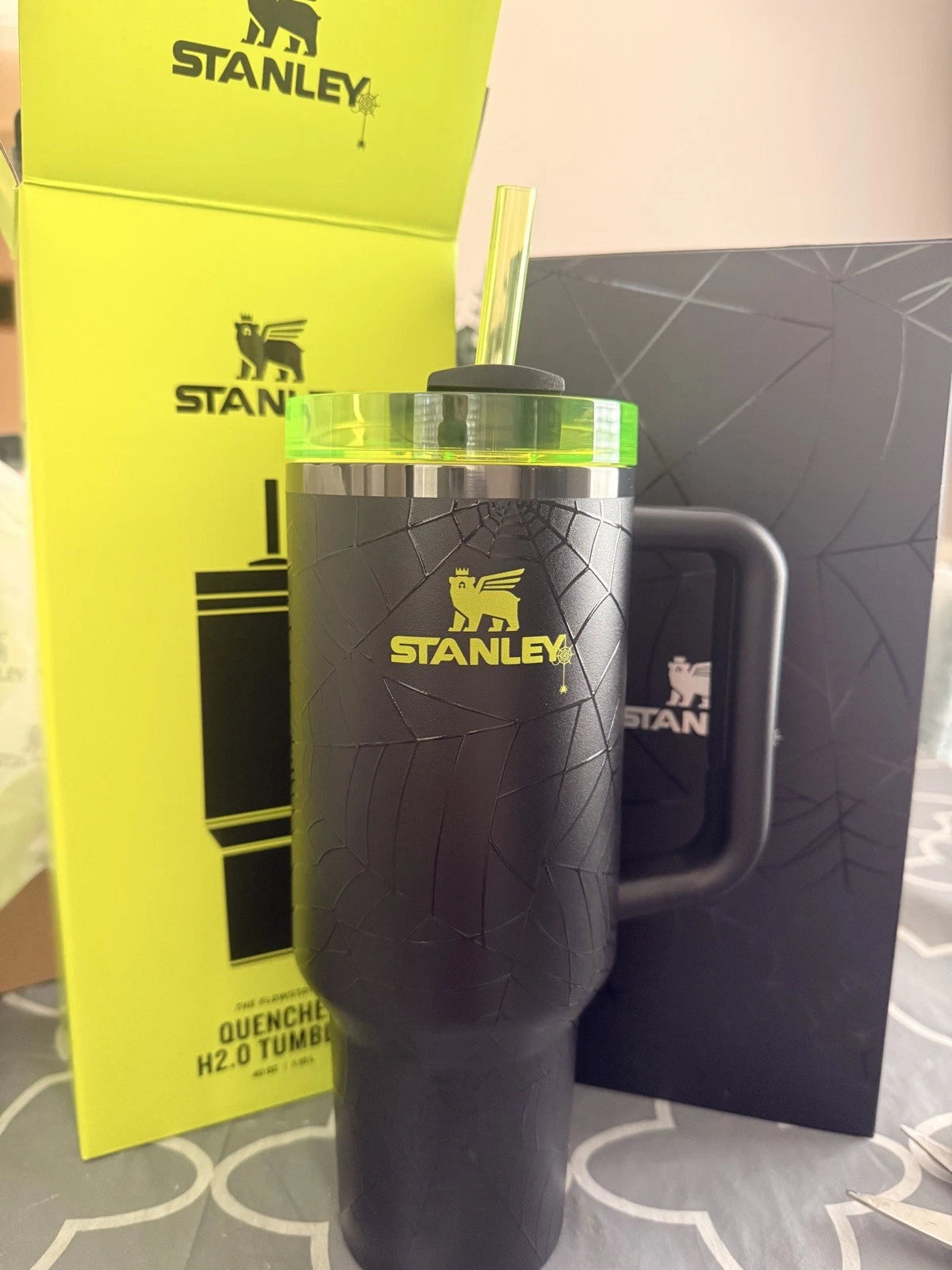 Brand New in Box. Stanley WEB GLOW 40oz Limited Edition Halloween Quencher.